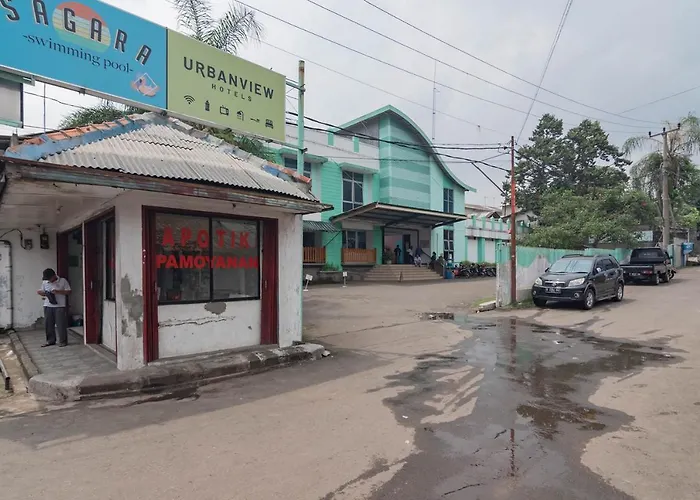 Urbanview Hotel Sagara Bogor